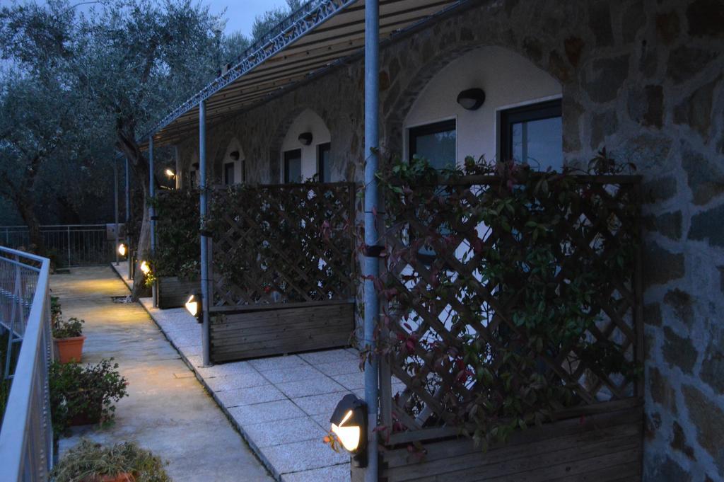 Affittacamere Arabafenice Vezzano Ligure Exterior photo